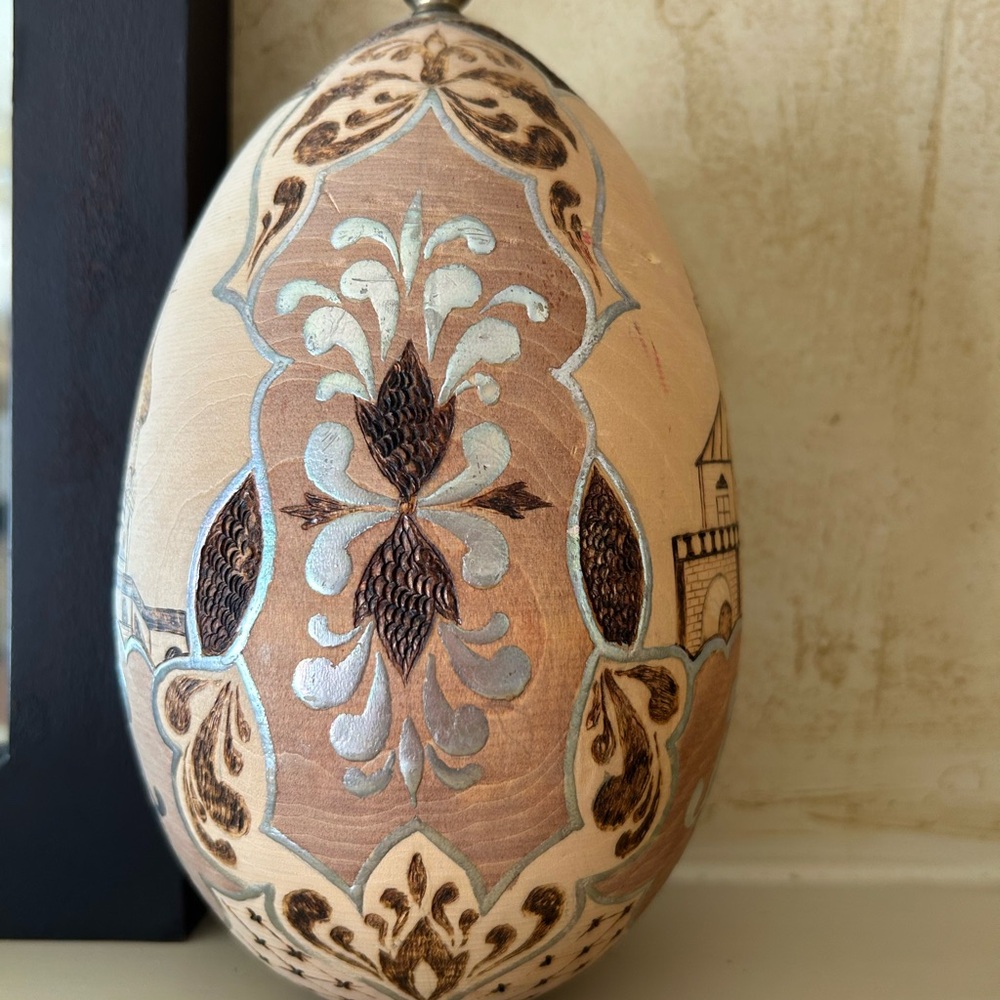 Handcrafted Tan and Brown Decorative Egg Burned wood - Picture 3 of 5